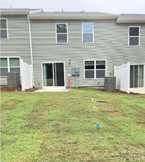 Building Photo - 6012 Faron Wy