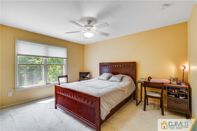 Building Photo - 35 Old Mill Rd