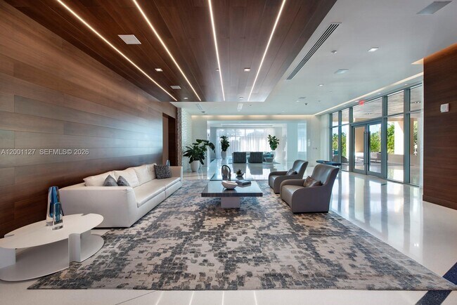 Building Photo - 300 Sunny Isles Blvd