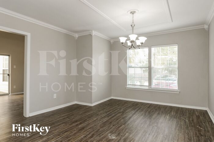 Building Photo - 1705 Wallingford Dr