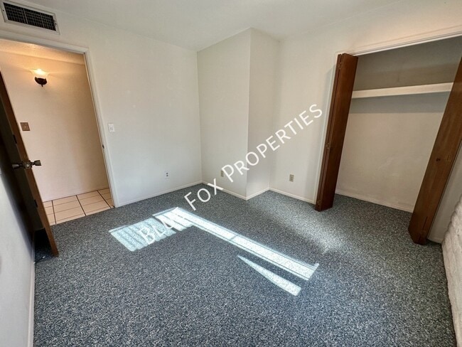 Building Photo - 8825 E Old Spanish Trail