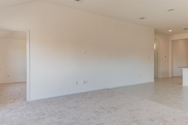 Building Photo - 110 Watercourse Wy