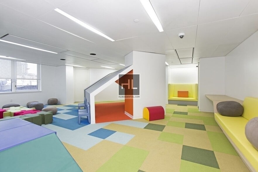 Building Photo - HUNTER STREET