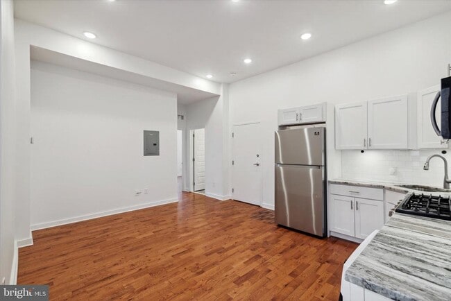 Building Photo - 5011 Germantown Ave