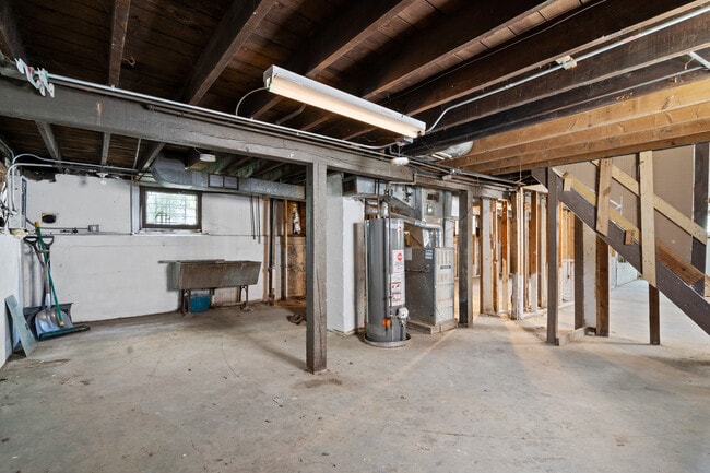 Building Photo - 11526 S Wallace St