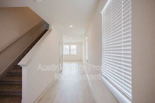 Building Photo - 413 Millbrook Blvd