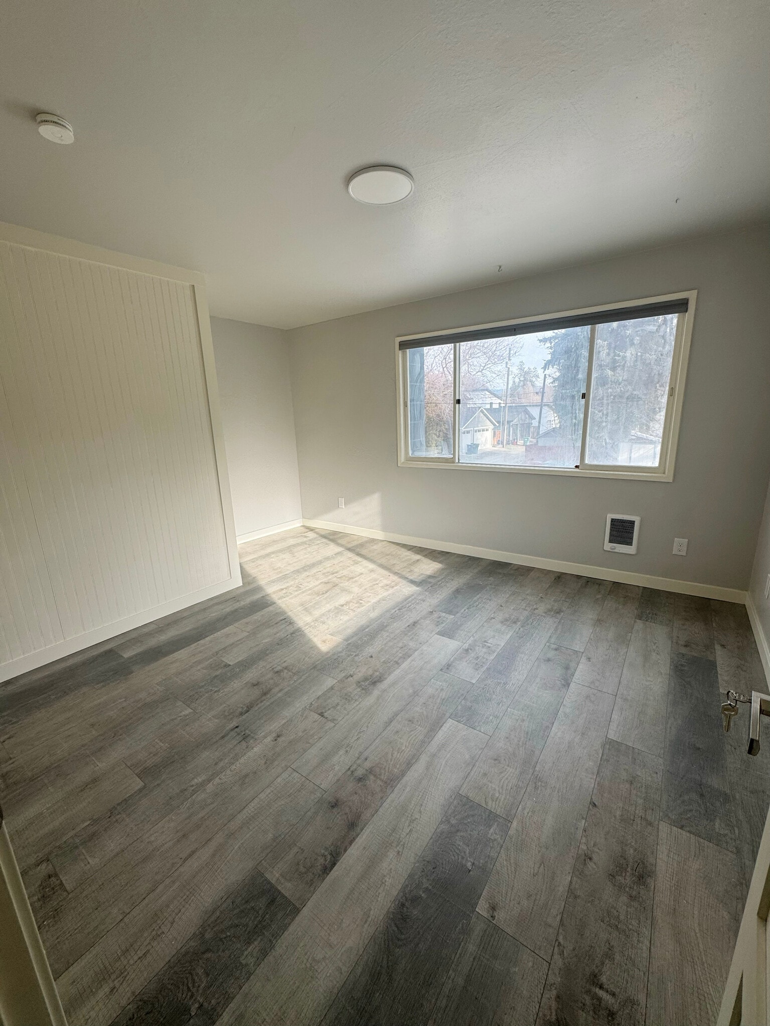 Building Photo - 718 N 10th St