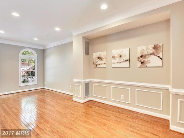 Building Photo - 8507 Cameron St