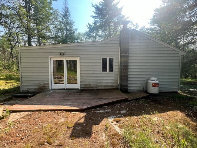 Building Photo - 61 Deer Hill Rd