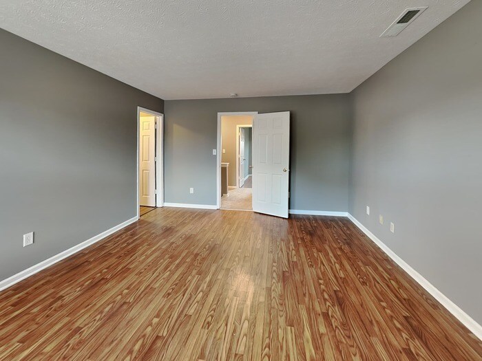 Building Photo - 2832 Wolfgang Way