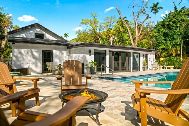 Building Photo - 1730 NE 137th Terrace