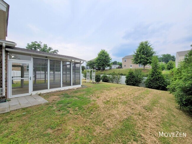 Building Photo - 227 Keating Pl Dr