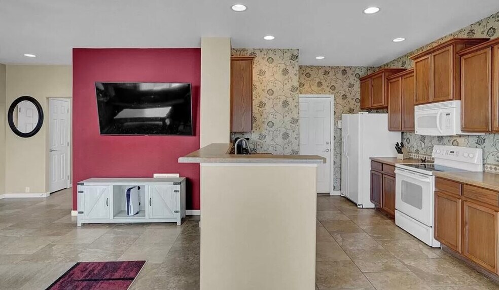 Building Photo - 11840 Bremen Pt