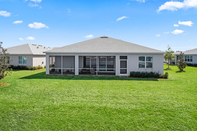 Building Photo - 10373 SW Green Turtle Ln