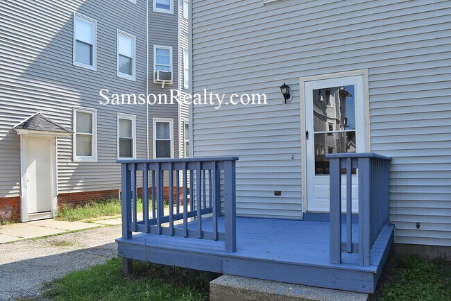 Building Photo - 112 Oakland Ave