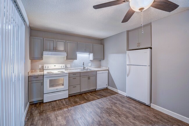 Building Photo - Juniper Garden Apartments