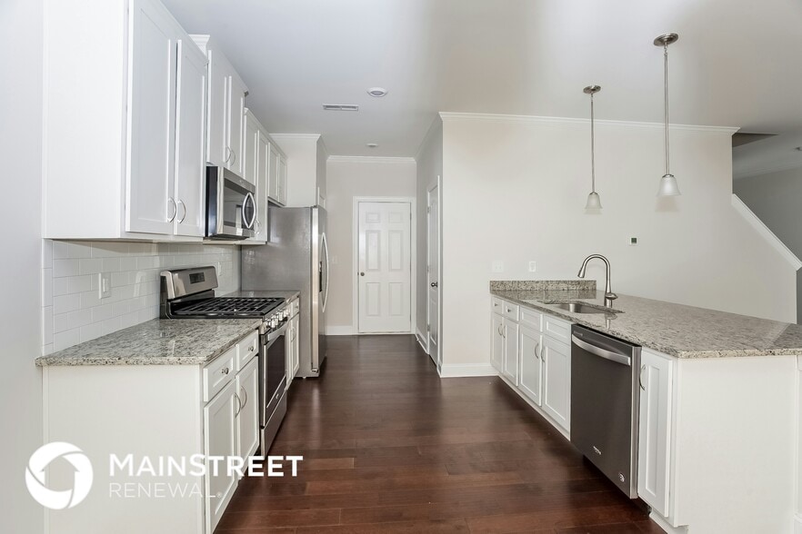 Building Photo - 4358 Hornyak Dr