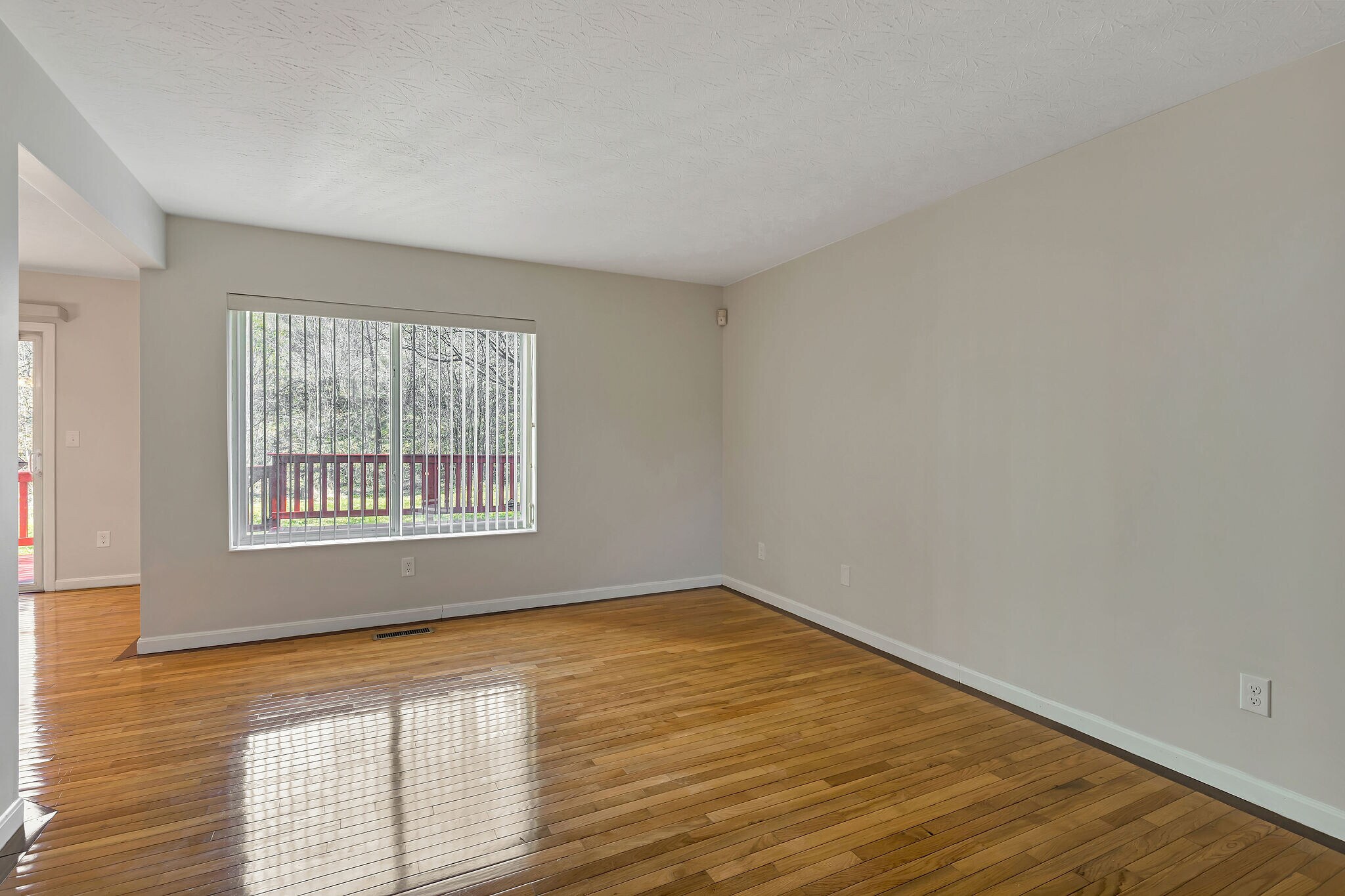 Building Photo - 76 Glenwood Ave