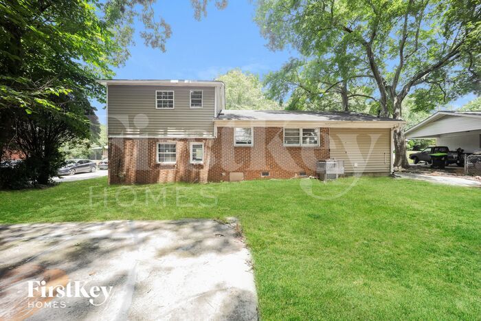 Building Photo - 2734 Ocean Valley Rd