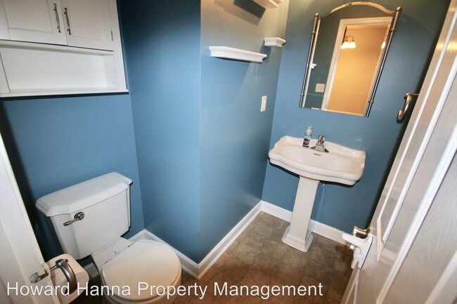 Building Photo - 3 br, 3.5 bath House - 606 Sea Oats Way