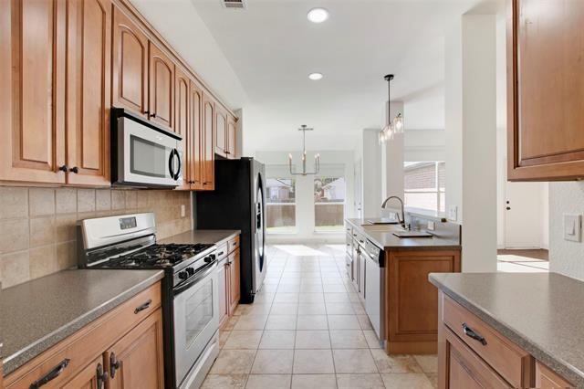 Building Photo - 7806 Harbor Dr