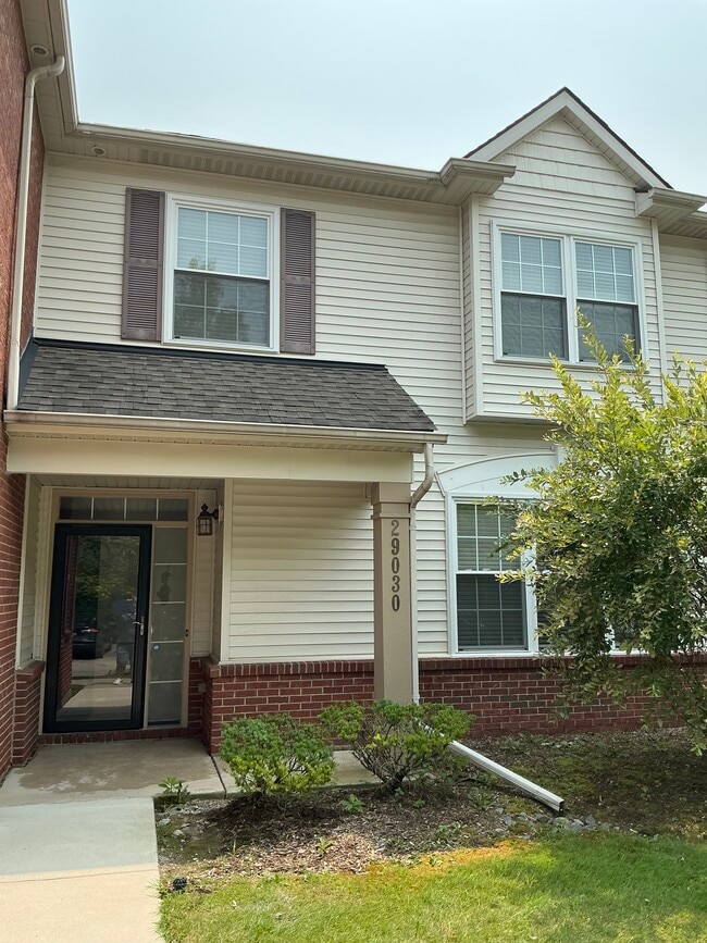 Building Photo - 29030 Cullen Dr