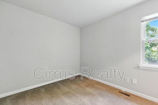 Building Photo - 3512 Bancroft Dr
