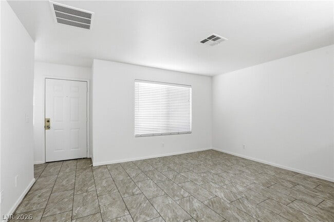 Building Photo - 3683 Lucido Dr