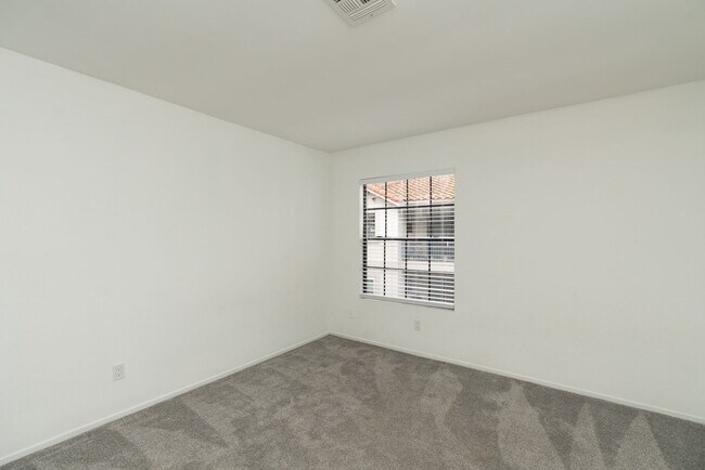 Building Photo - ***RANCHO PENASQUITOS BEST KEPT SECRET 2 B...