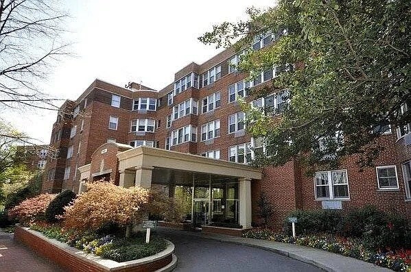 Building Photo - 2500 Q St NW