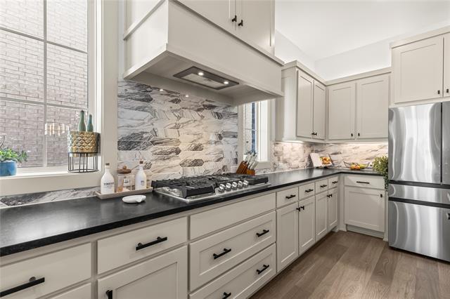 Building Photo - 15627 Rue Dr