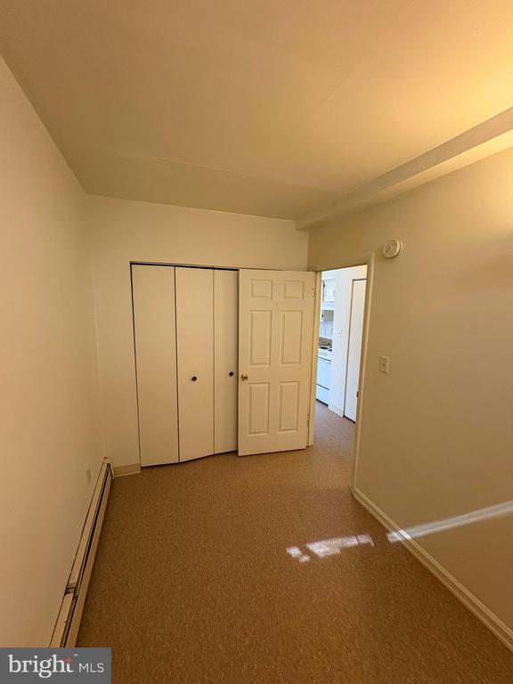 Building Photo - 9 N Church St