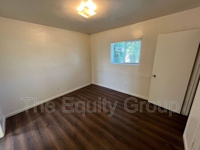 Building Photo - 266 W Belleview Ave