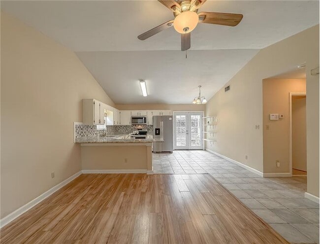 Building Photo - 1555 Sprucewood Trail