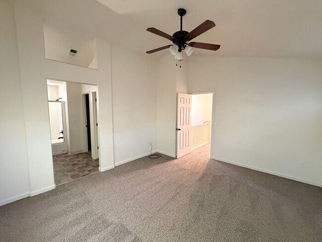 Building Photo - NW Reno Two Story - Beautiful Finishes with Mountain Views