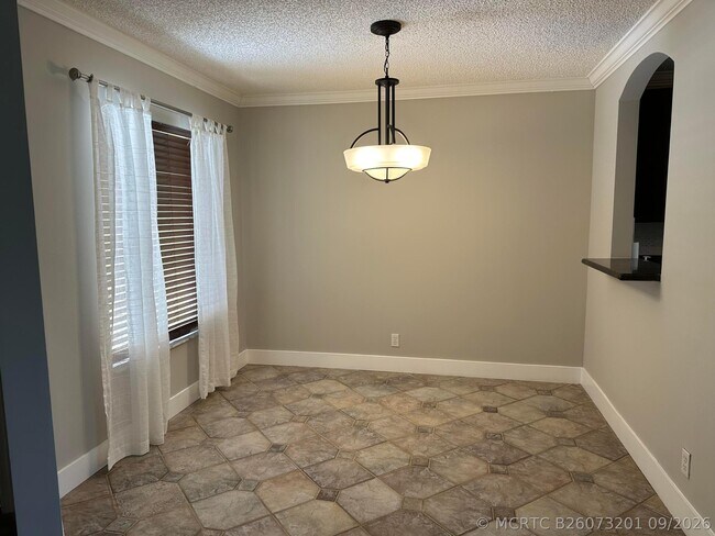 Building Photo - 1044 Arezzo Cir
