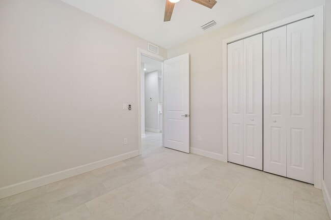 Building Photo - ** 3 Bed / 2 Bath ~ 2 Car Garage ~ New Con...