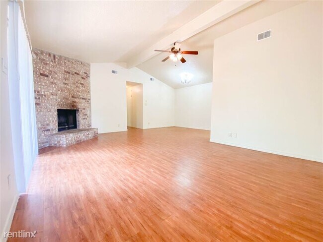 Building Photo - 109 Hughson Ct
