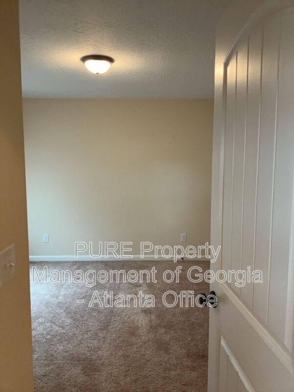 Building Photo - 1650 Tralee Ct