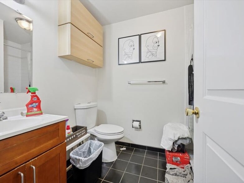 Building Photo - 928 S 15th St