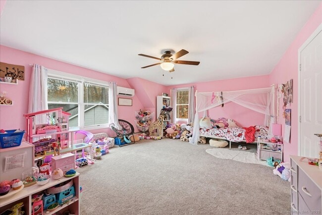 Building Photo - 198 Dartmouth Dr