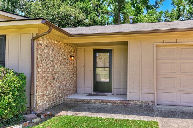 Building Photo - Perfect Ranch Home!