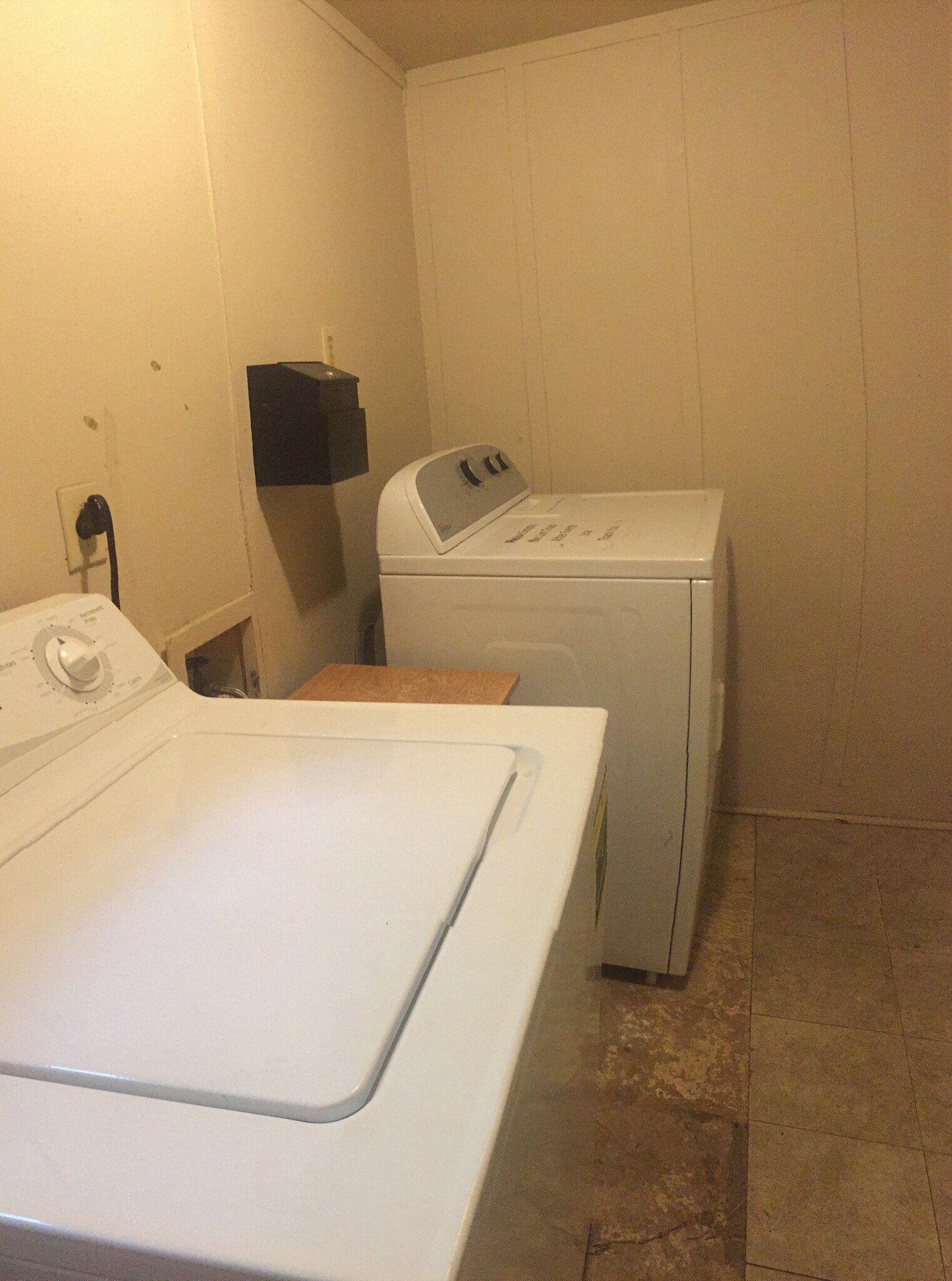 Full-size washer and dryer - 1742 N Parkway