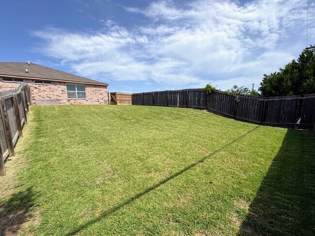 Building Photo - 5102 Lauren Lea Dr