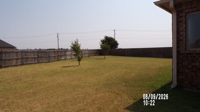 Building Photo - 114 Sandy Trail Cir
