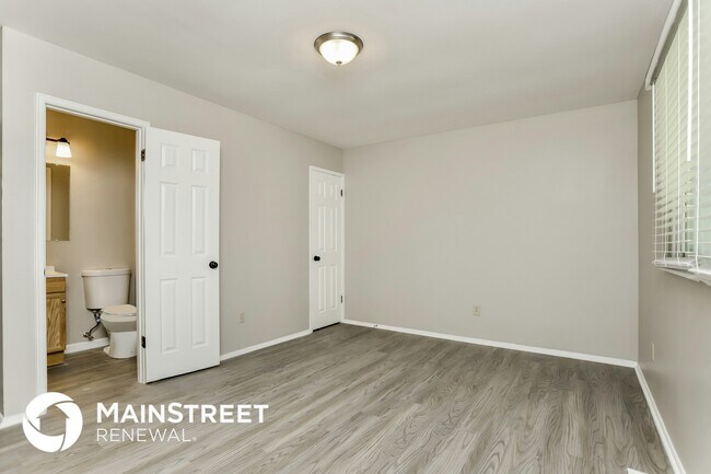 Building Photo - 3717 Argonne Forest Dr