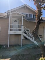 Building Photo - 906 Lincoln St