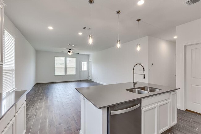 Building Photo - 13220 Baccarac Ln