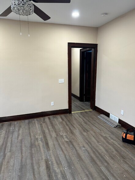 Building Photo - 270 Dewitt St