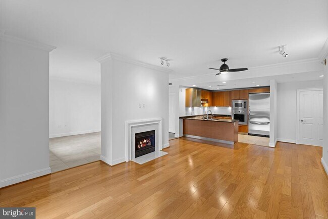 Building Photo - 801 Key Hwy